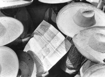 Bønder læser El Machete, Mexico City, 1929